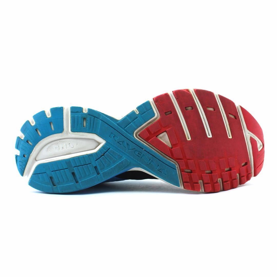 BROOKS RAVENNA 9 Brooks running footwear shots