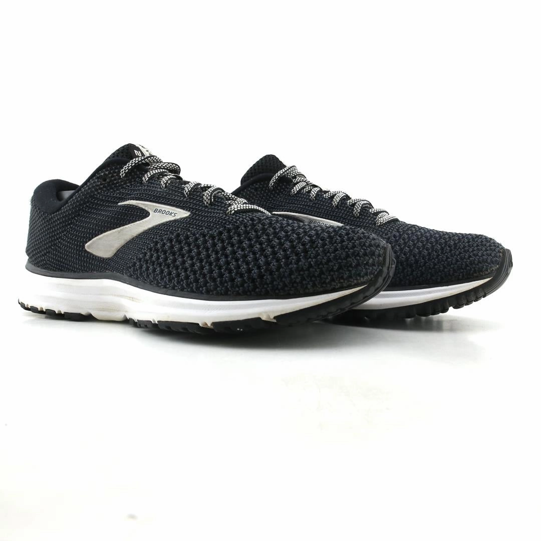 BROOKS REVEL 2 athletic Brooks shoe snapshots