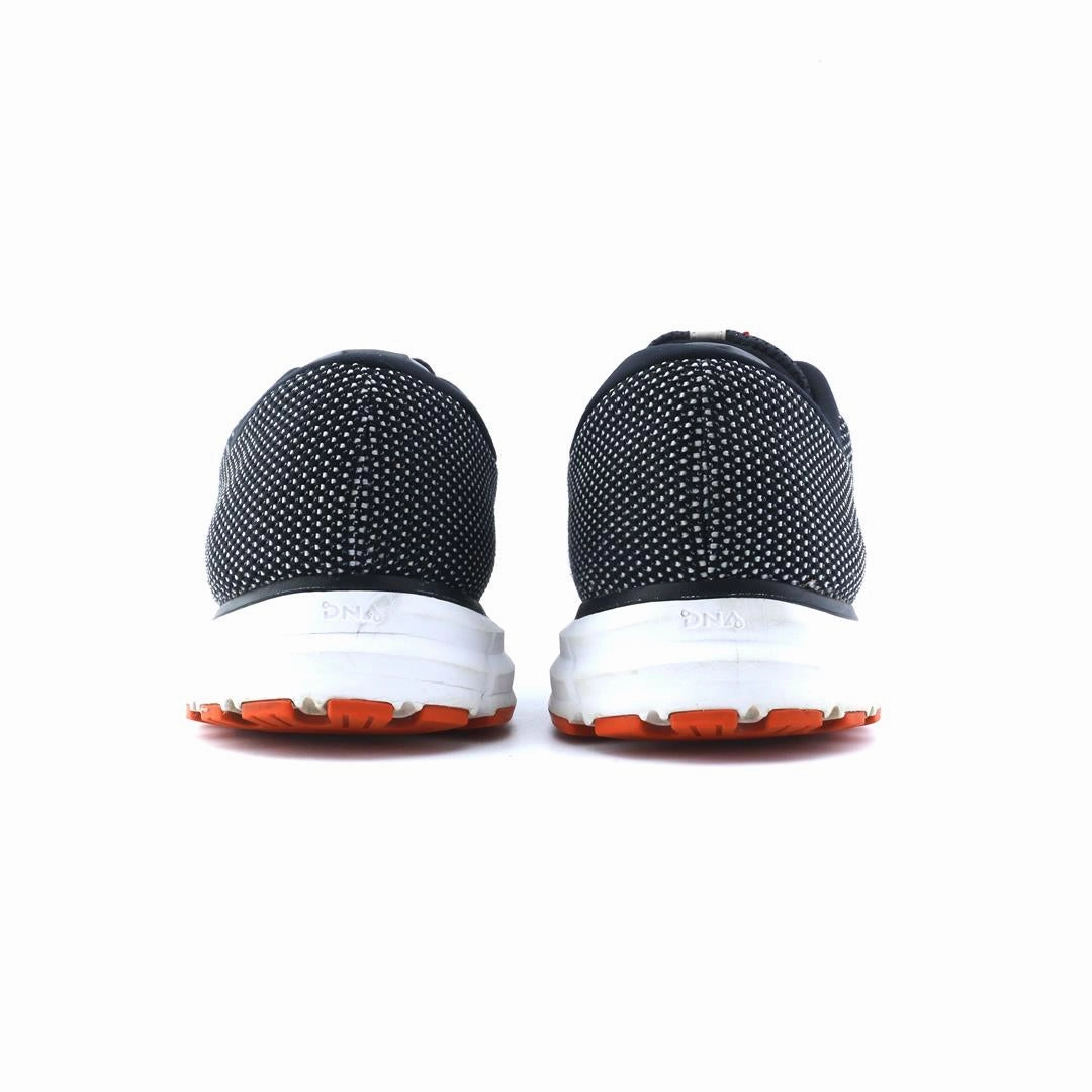 BROOKS REVEL 2 lightweight running shoe photos