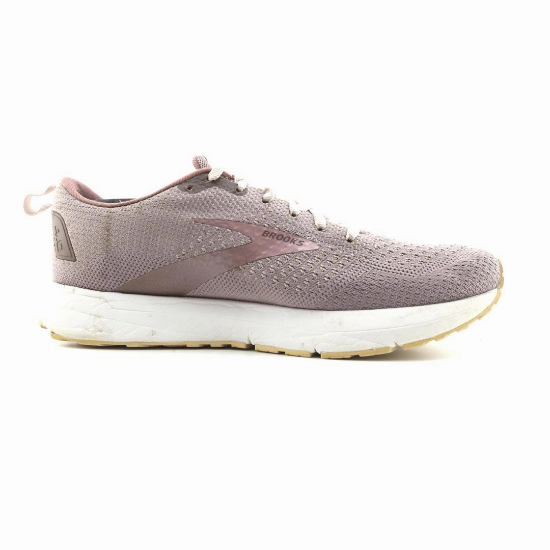 BROOKS REVEL 4 athletic Brooks shoe snapshots