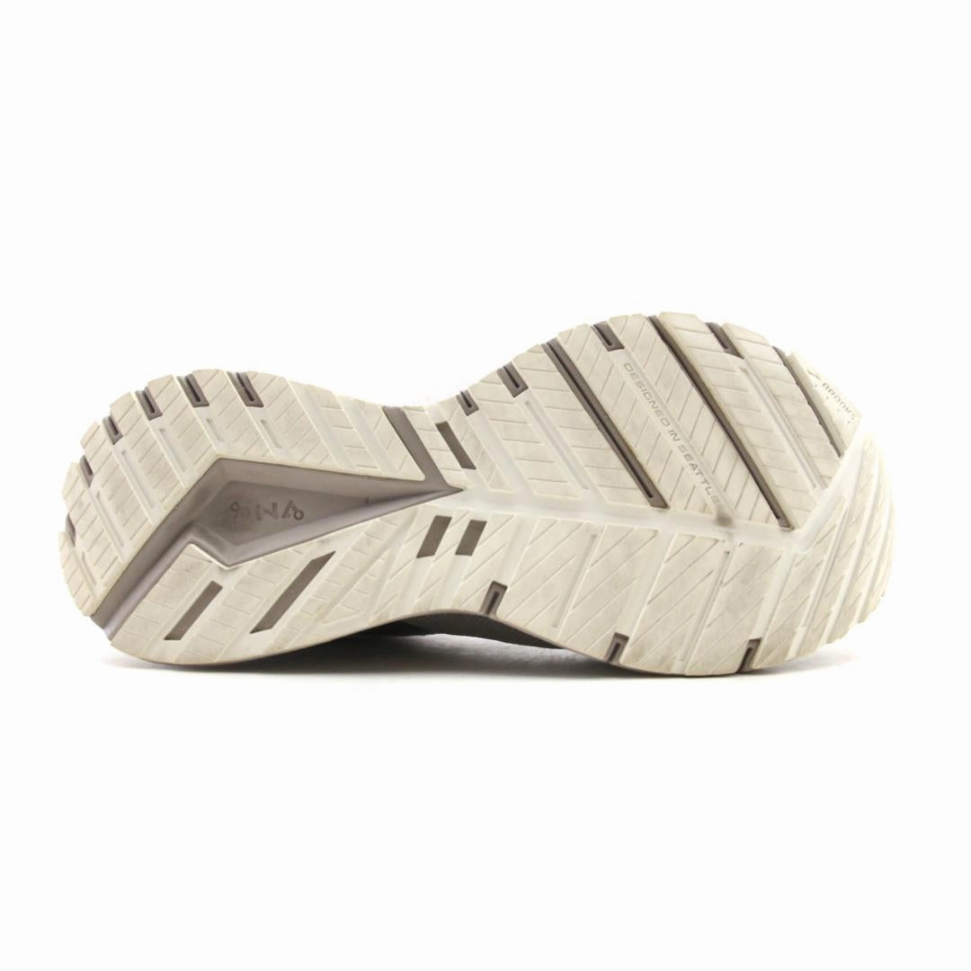 BROOKS REVEL 4 Brooks running footwear shots