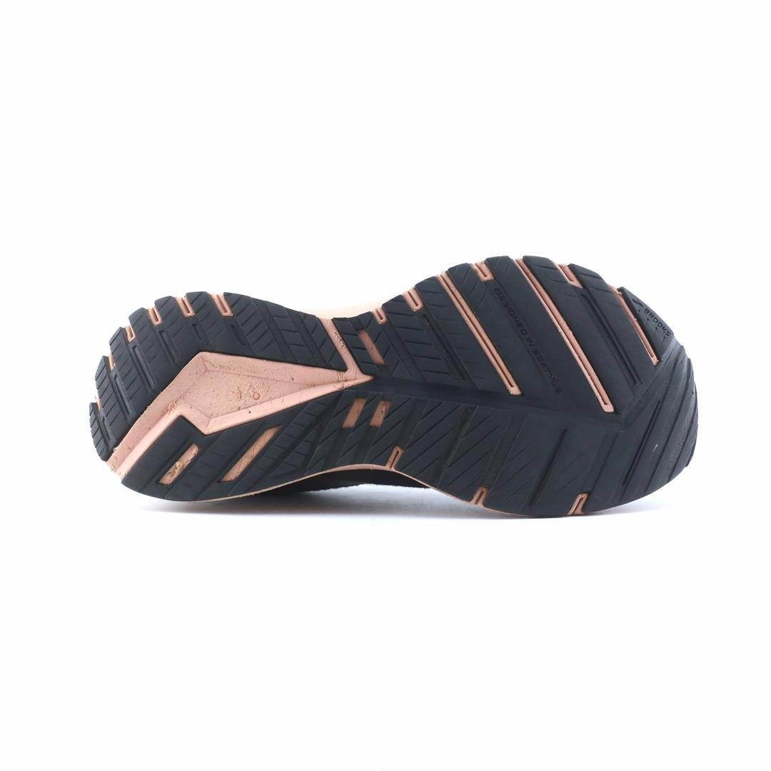 BROOKS REVEL 4 Brooks trainer design images