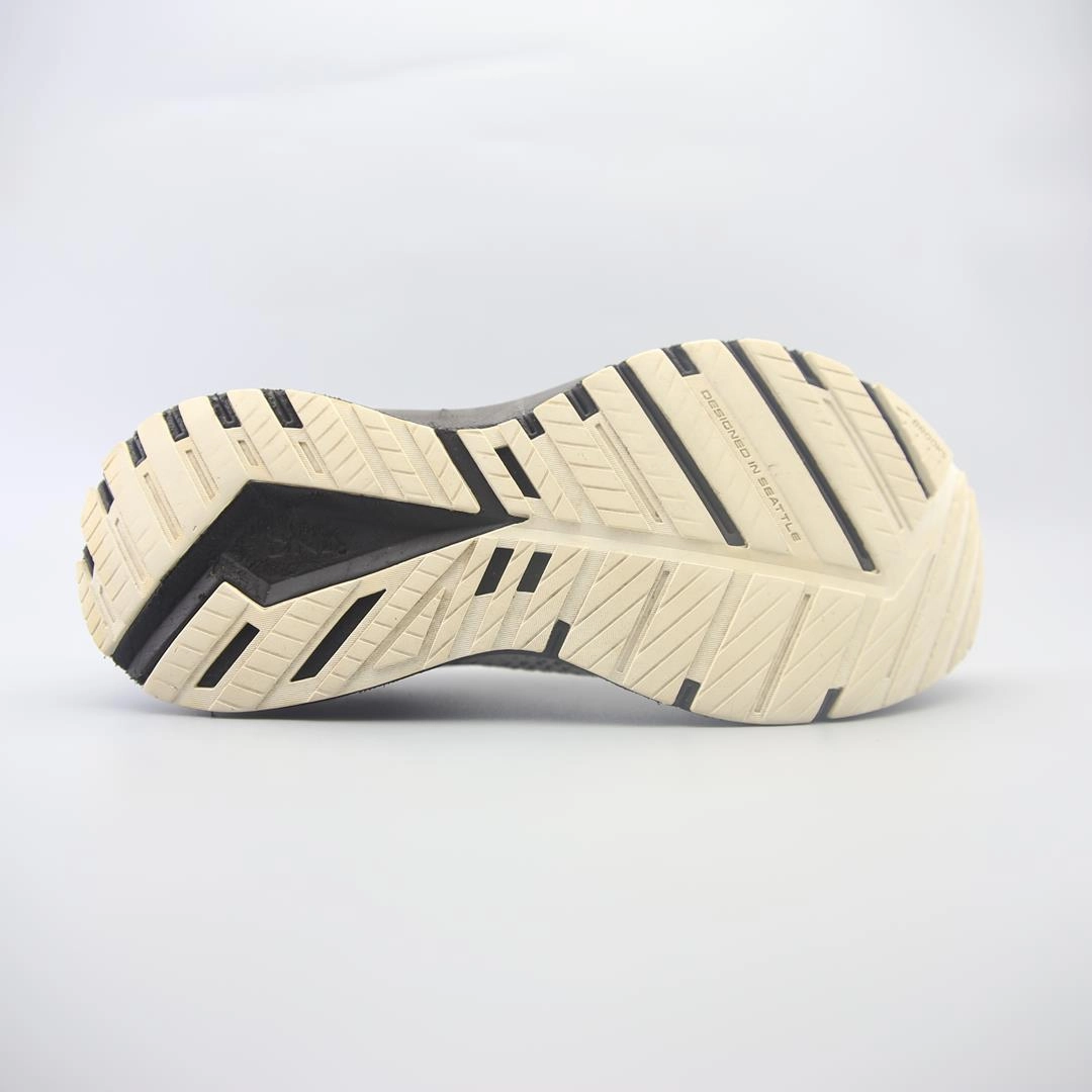 BROOKS REVEL 5 athletic Brooks shoe snapshots