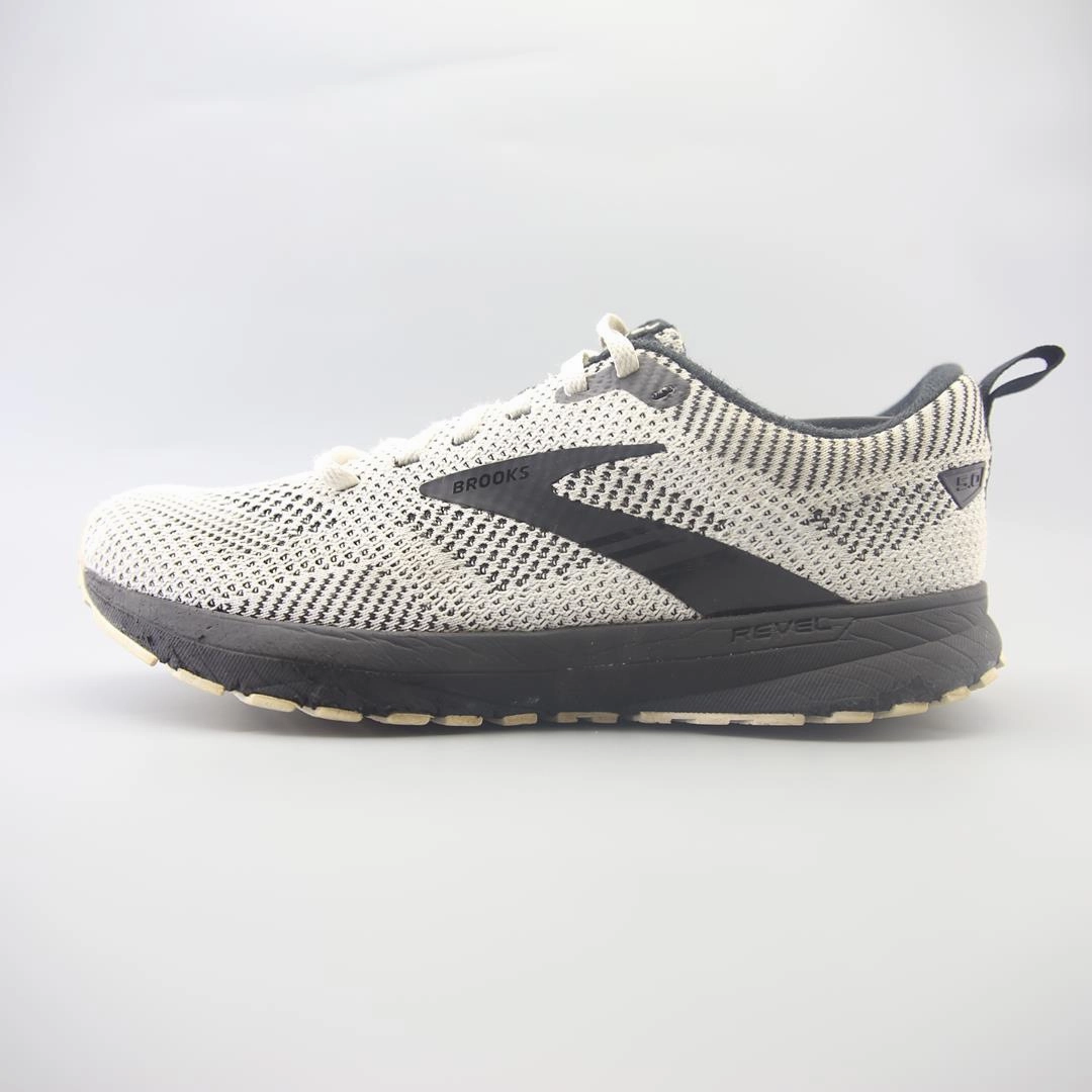 BROOKS REVEL 5 Brooks lightweight running footwear