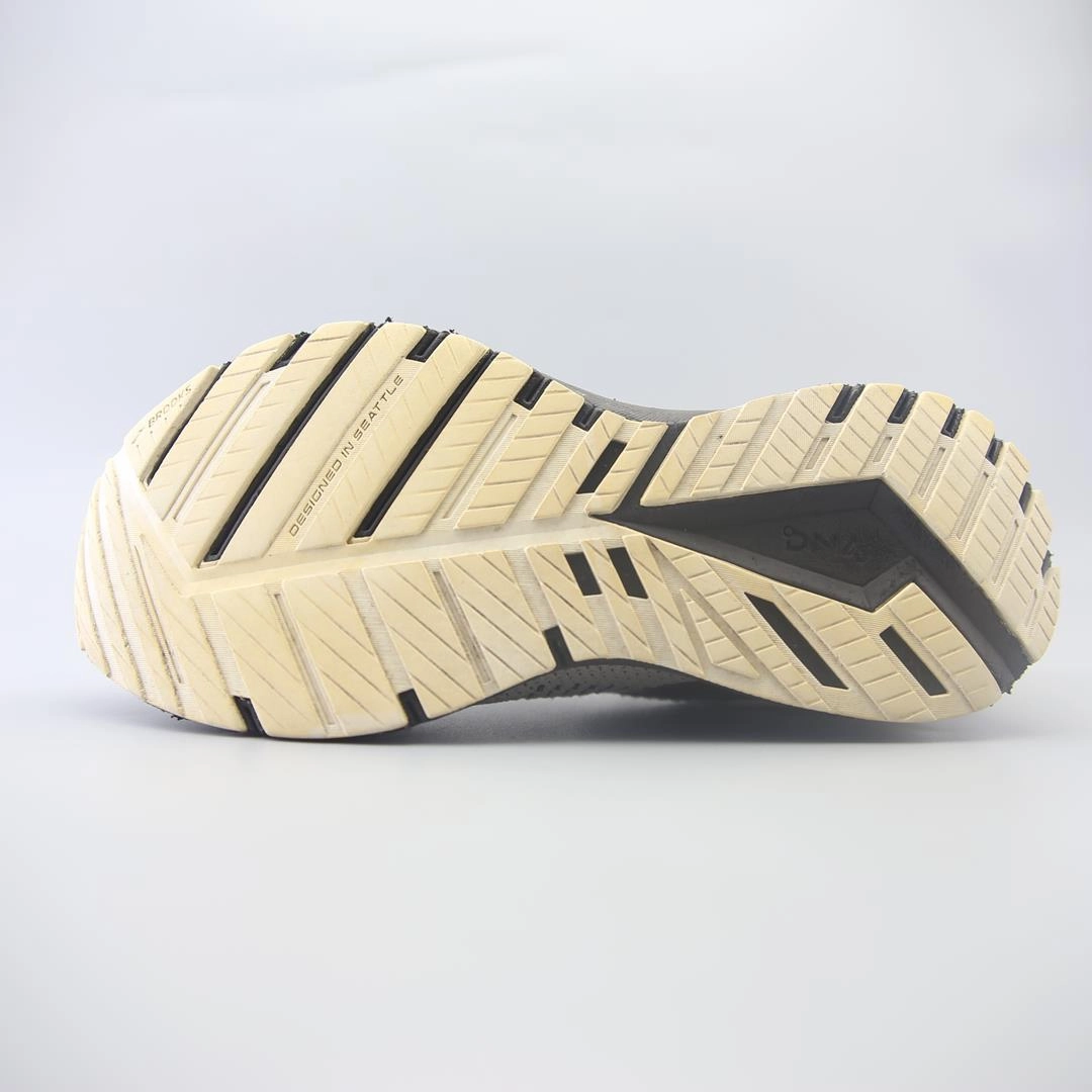 BROOKS REVEL 5 athletic Brooks shoe snapshots