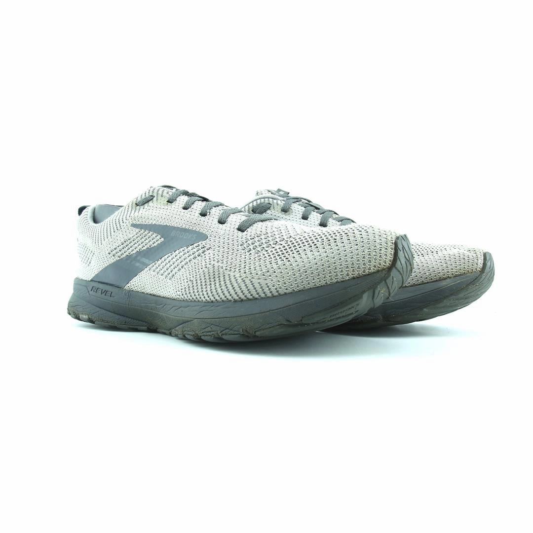 BROOKS REVEL 5 Brooks trainer design images