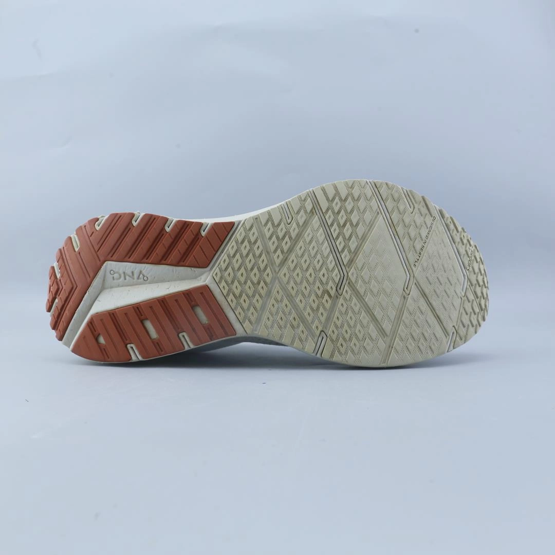 BROOKS REVEL 6 Brooks trainer design images