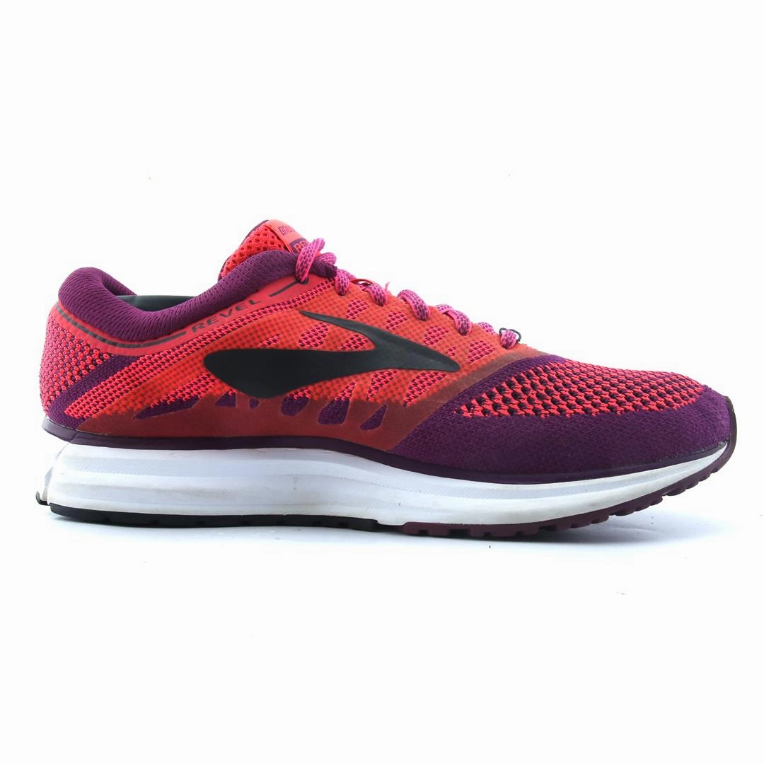 BROOKS REVEL athletic Brooks shoe snapshots