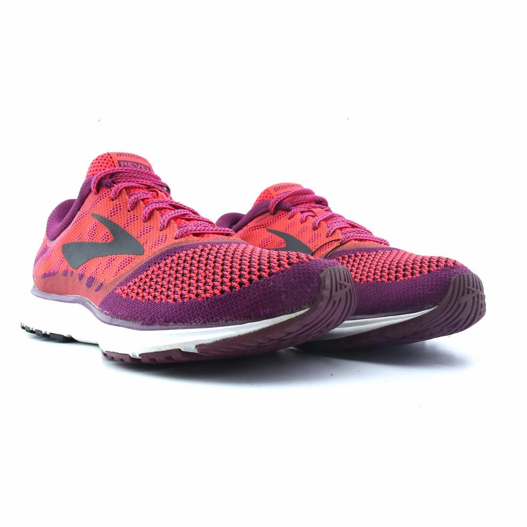 BROOKS REVEL athletic Brooks shoe snapshots
