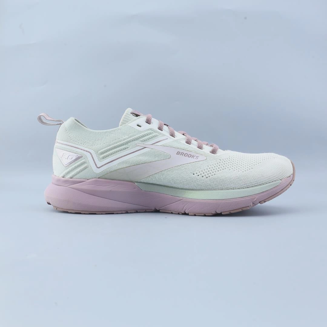 BROOKS RICOCHET 3 Brooks trainer design images