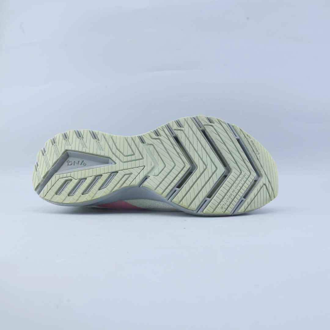 BROOKS RICOCHET 3G Brooks trainer design images