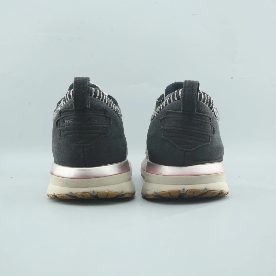 BROOKS RICOCHET lightweight running shoe photos
