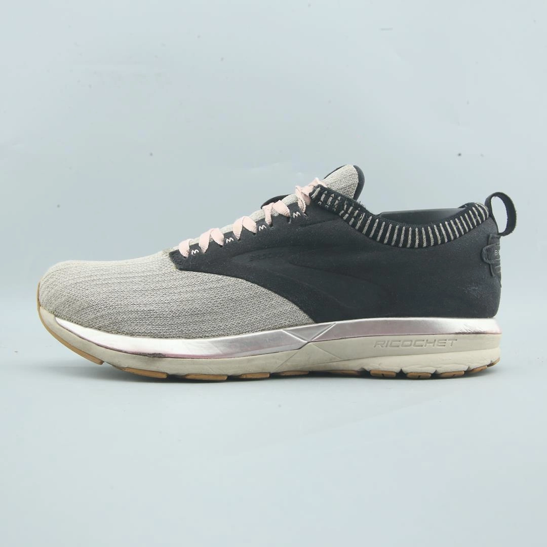 BROOKS RICOCHET Brooks responsive running footwear