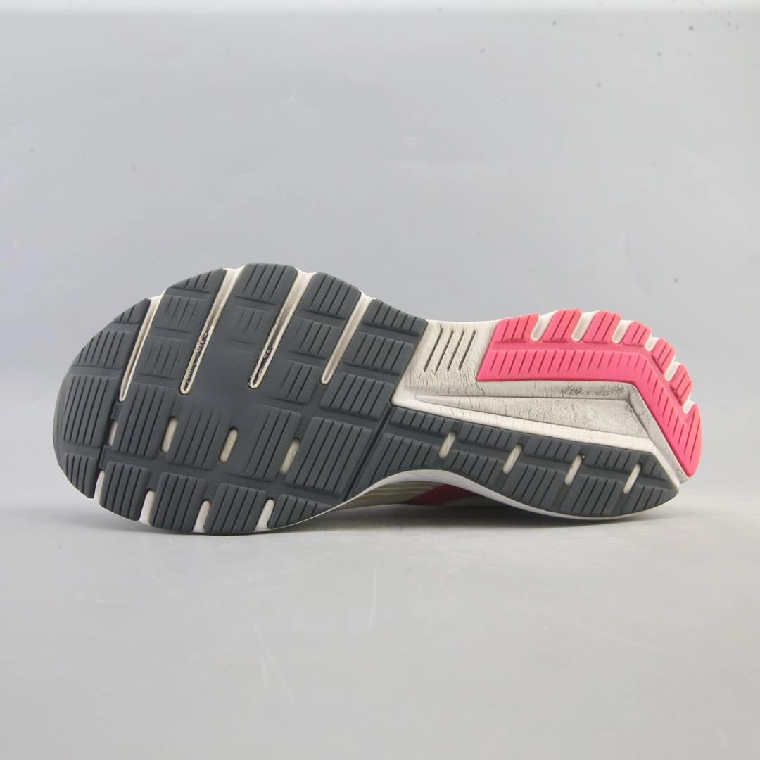 BROOKS SIGNAL 3 Brooks running footwear shots