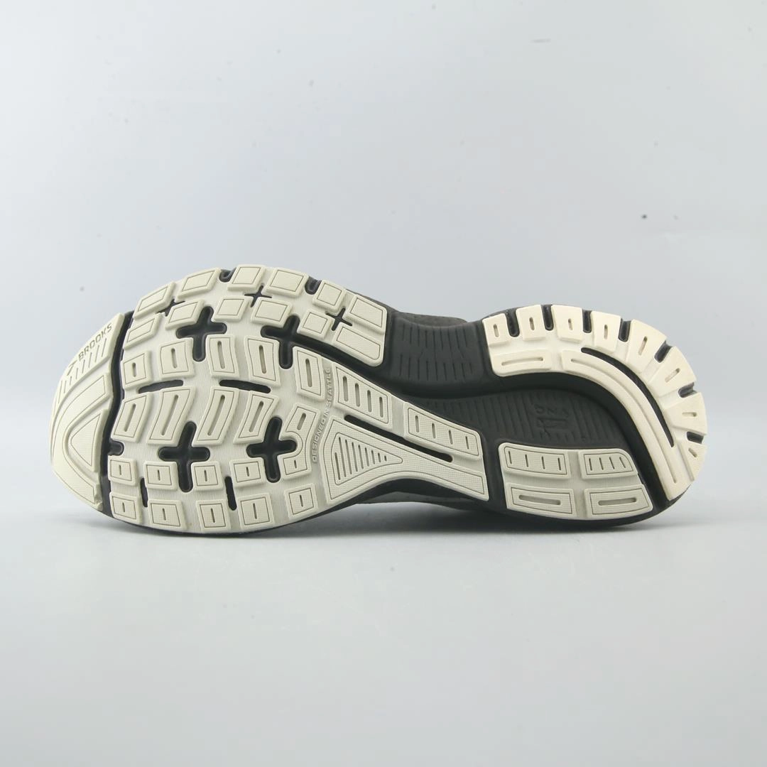 BROOKS TRACE 3 Brooks trainer design images