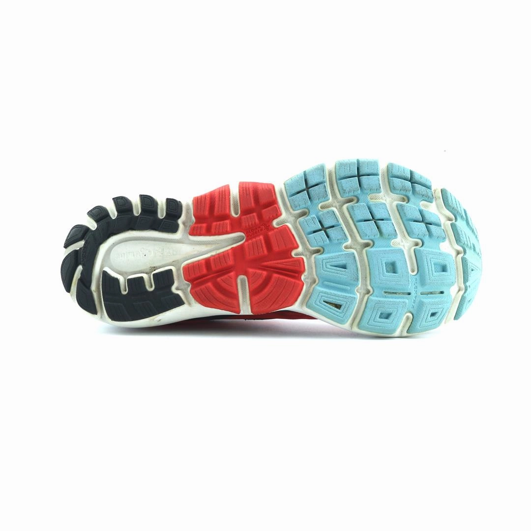 BROOKS TRANSCEND 3 performance running shoe visuals
