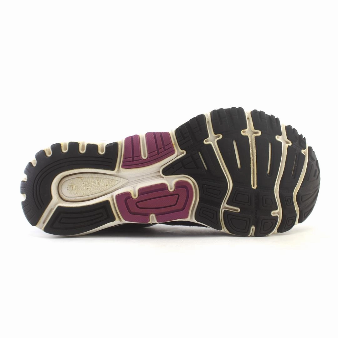 BROOKS TRANSCEND 5 Brooks running footwear shots