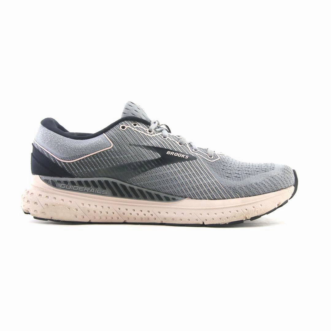BROOKS TRANSCEND 7 Brooks running footwear shots