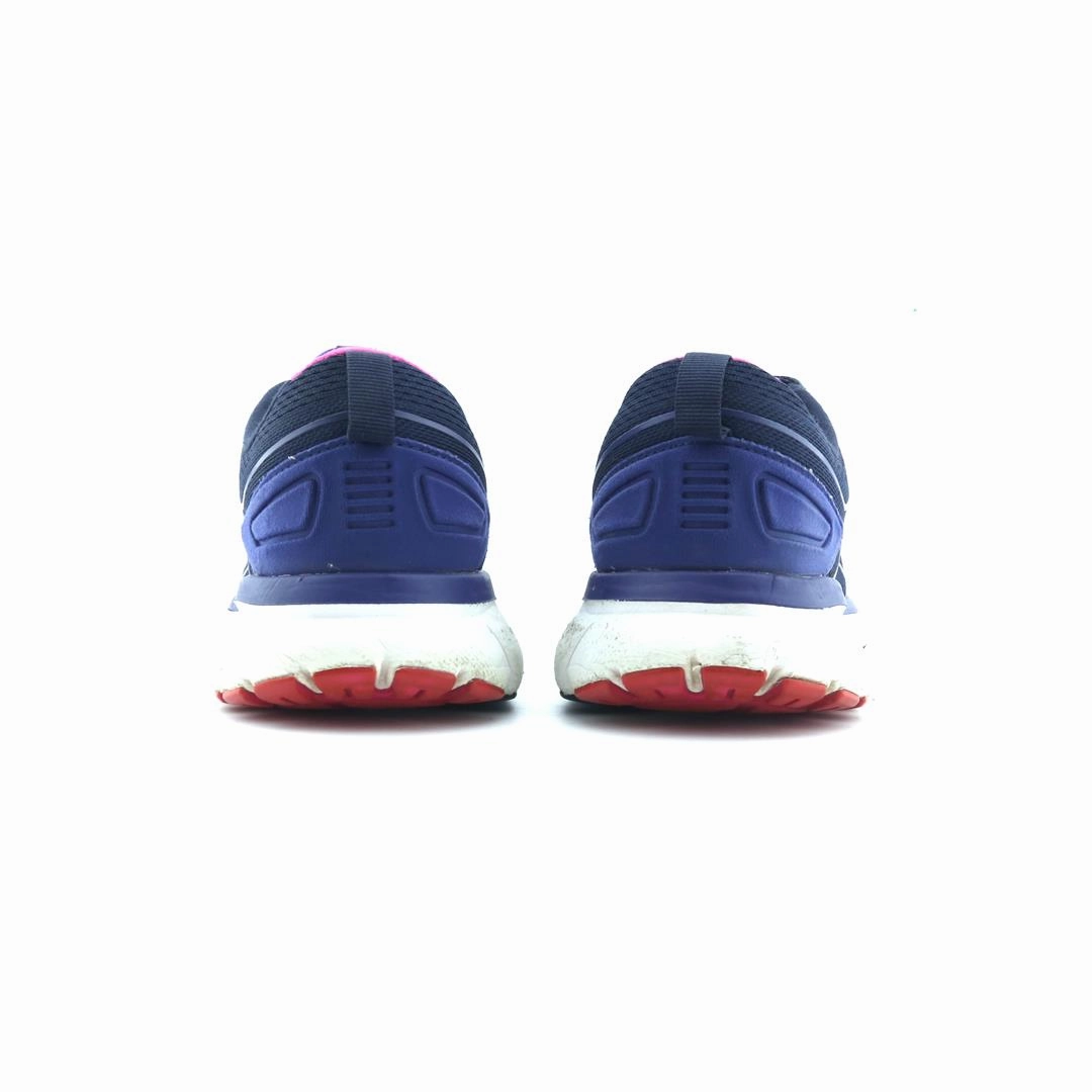 BROOKS TRANSMIT 3 performance running shoe visuals