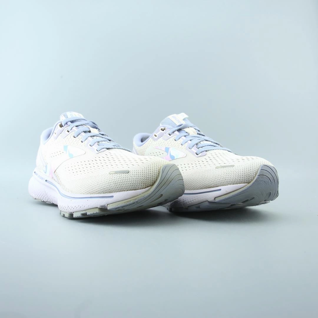 BROOKS UNITY 0  performance running shoe visuals