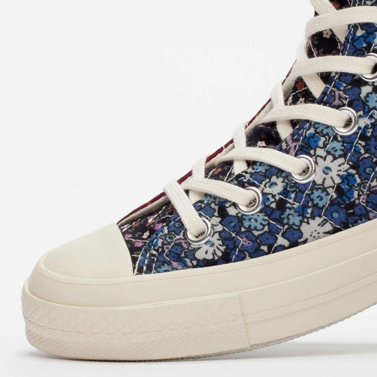 Chuck 70 Hi Lightweight trainers