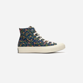 Chuck 70 Hi Laid-back Chuck style shoes