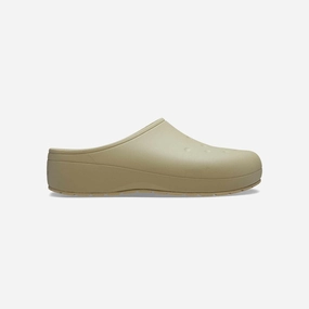 Classic Energy Clog Lightweight casual Crocs