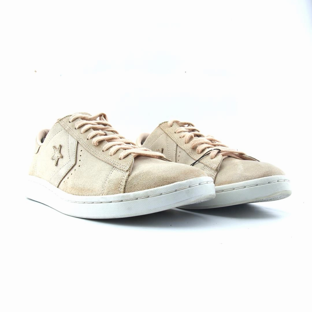 CONVERSE ALL STAR PRO LEATHER vintage Converse footwear looks