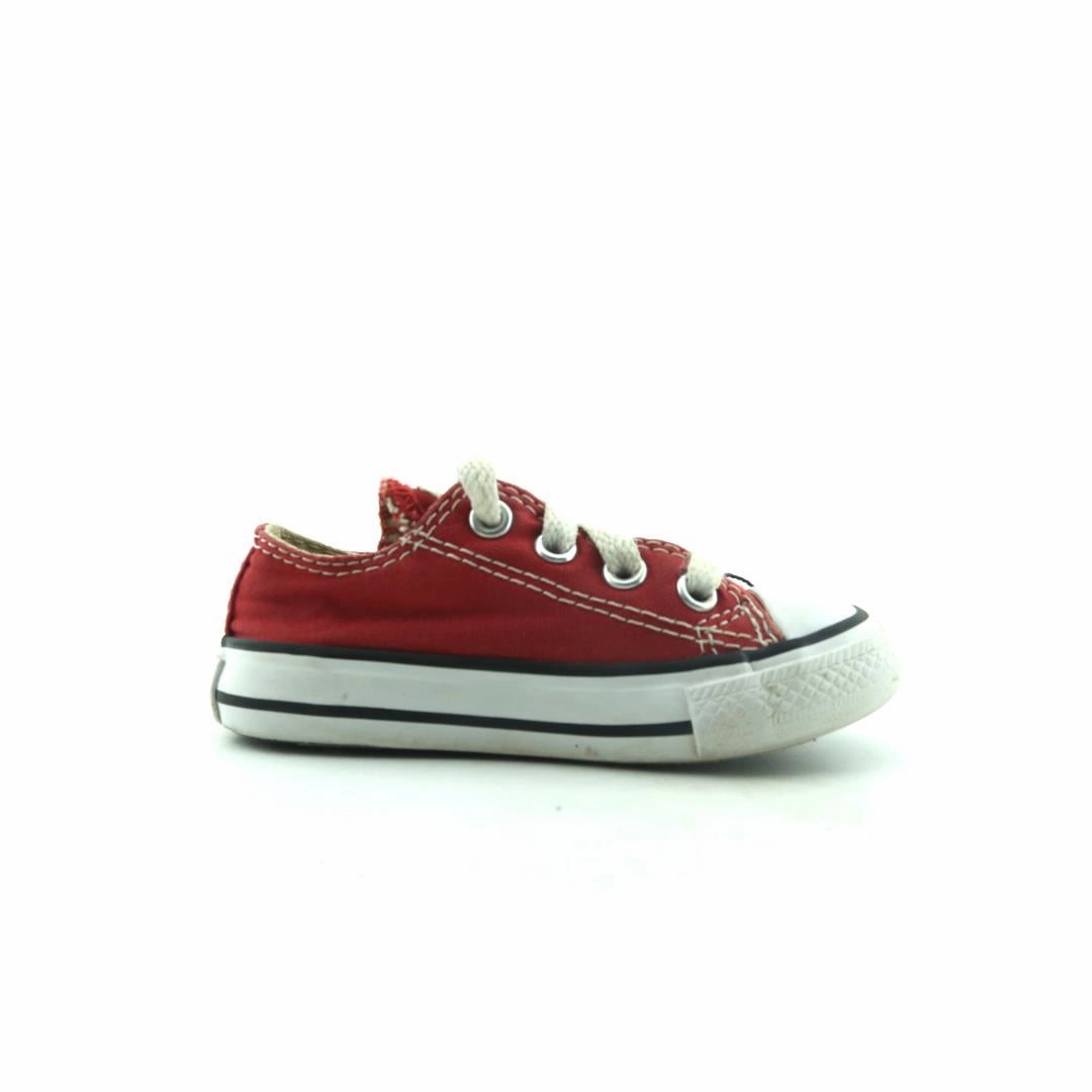 CONVERSE ALL STAR vintage Converse footwear looks