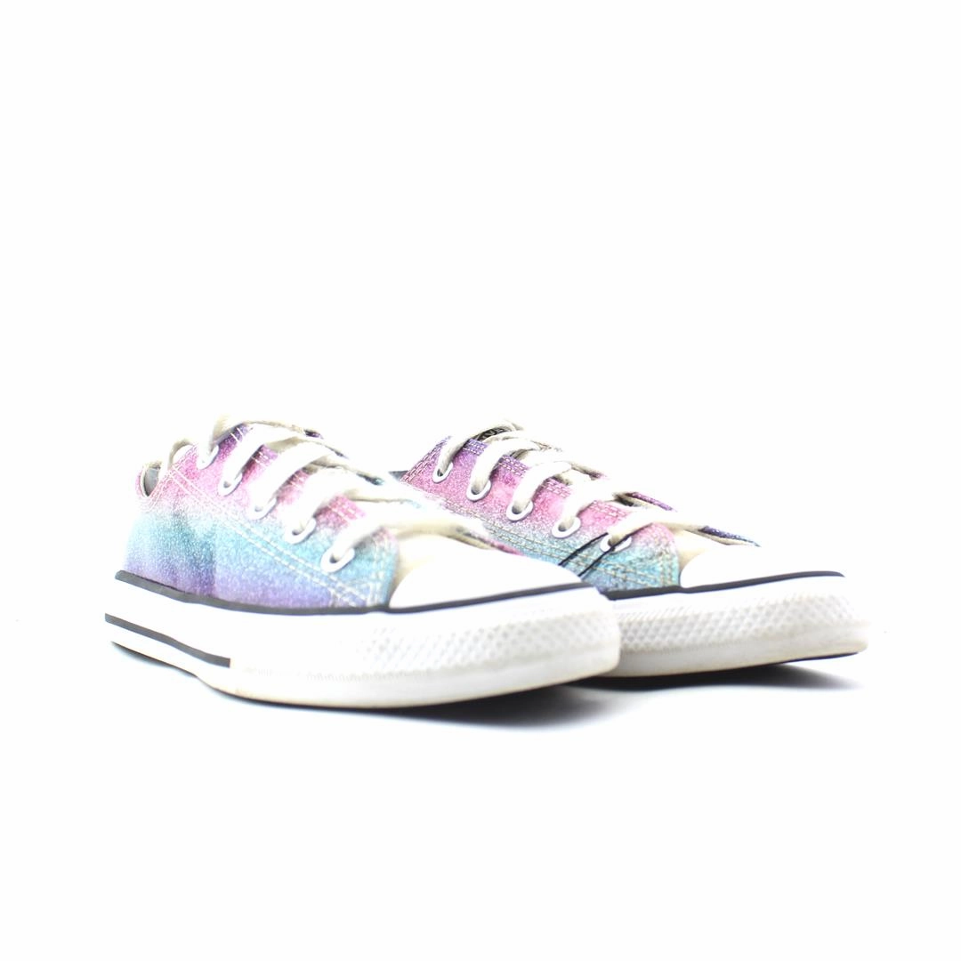 CONVERSE ALL STAR vintage Converse footwear looks
