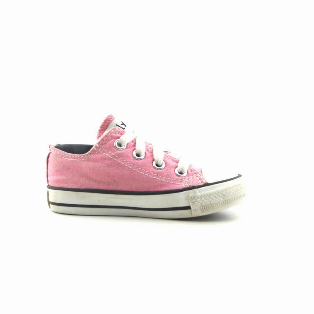 CONVERSE ALL STAR vintage Converse footwear looks