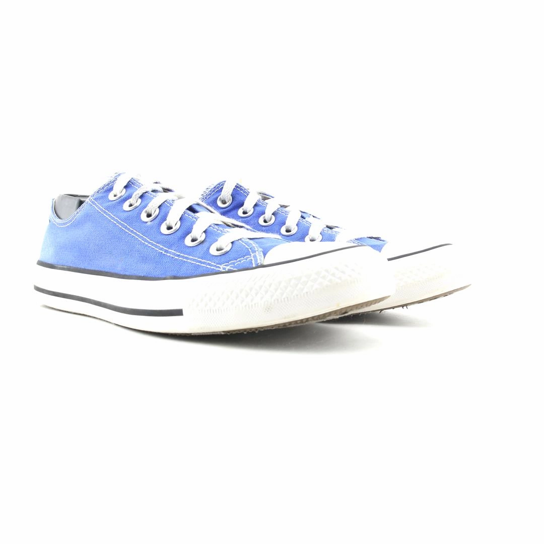 CONVERSE ALL STAR vintage Converse footwear looks