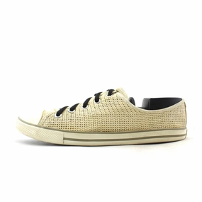 CONVERSE ALL STAR Converse iconic footwear looks
