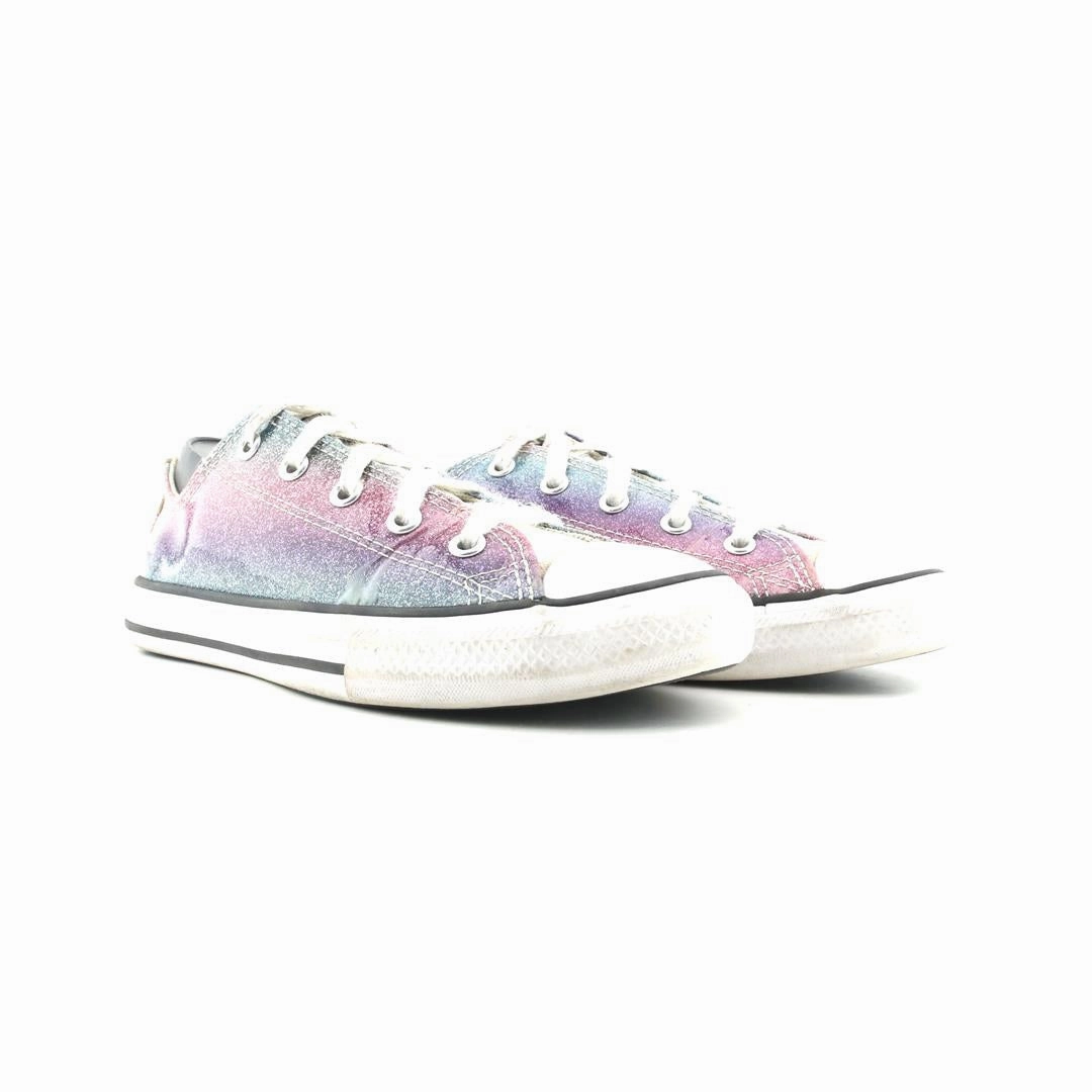 CONVERSE ALL STAR vintage Converse footwear looks