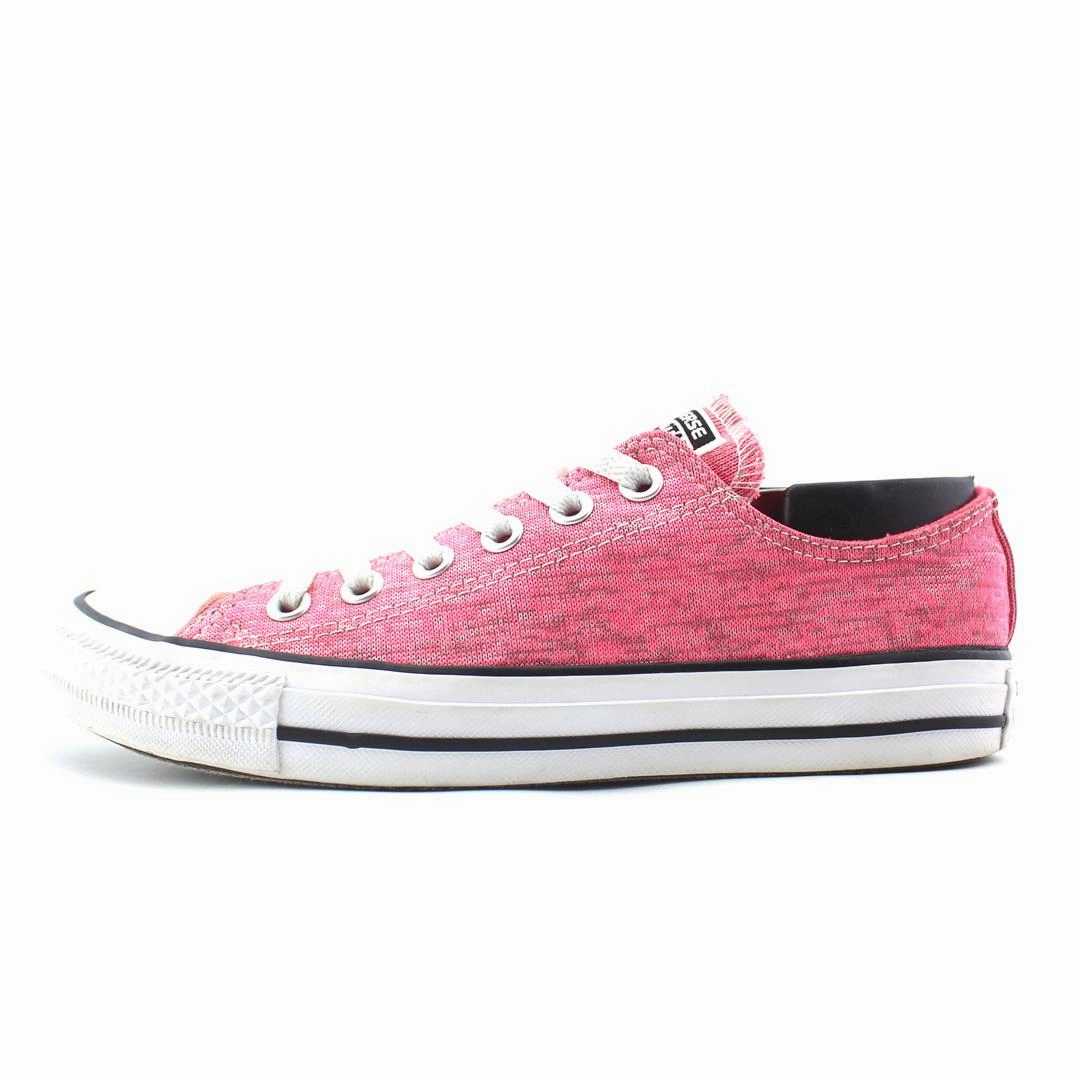 CONVERSE ALL STAR Converse iconic footwear looks