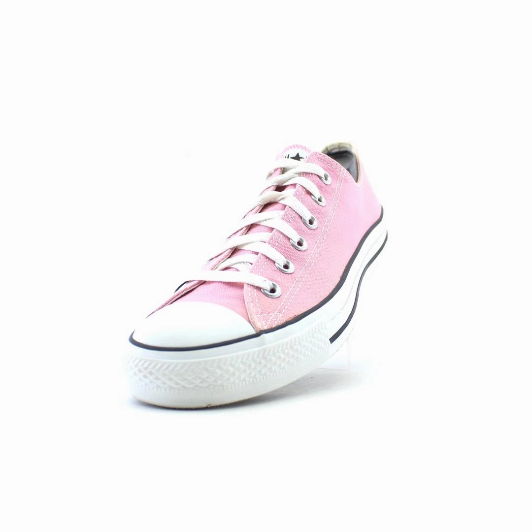 CONVERSE ALL STAR vintage Converse footwear looks