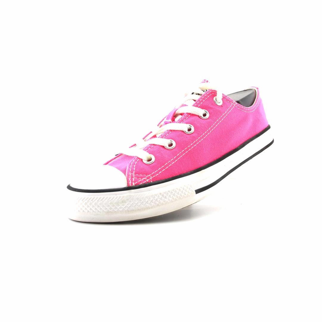 CONVERSE ALL STAR vintage Converse footwear looks