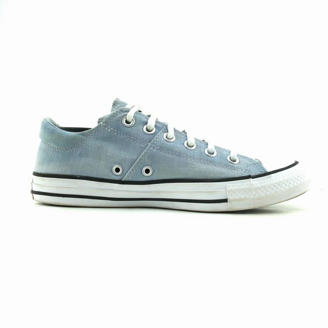 CONVERSE ALL STAR vintage Converse footwear looks