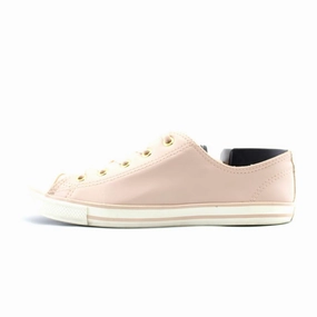 CONVERSE ALL STAR Converse iconic footwear looks