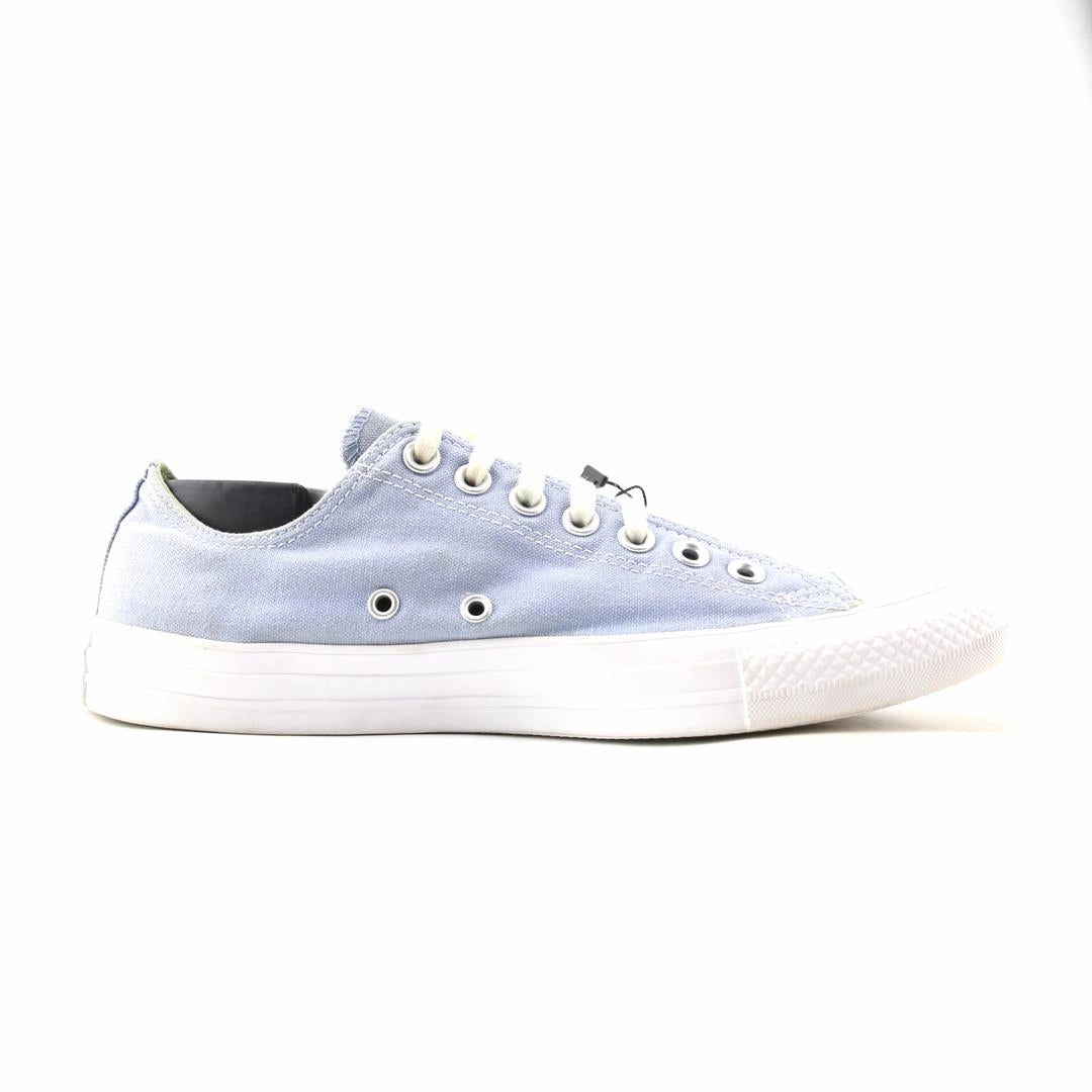 CONVERSE ALL STAR vintage Converse footwear looks