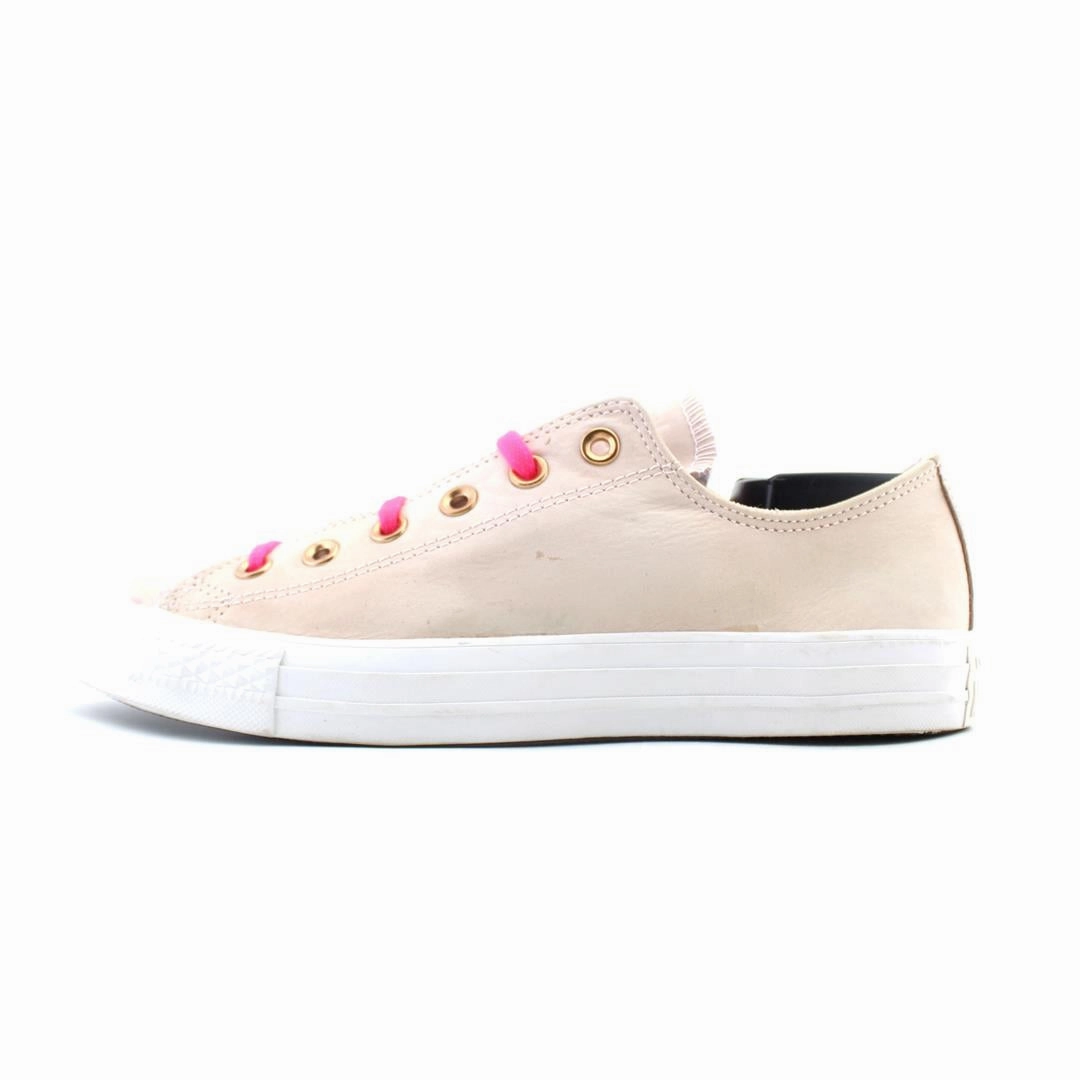 CONVERSE ALL STAR Converse iconic footwear looks