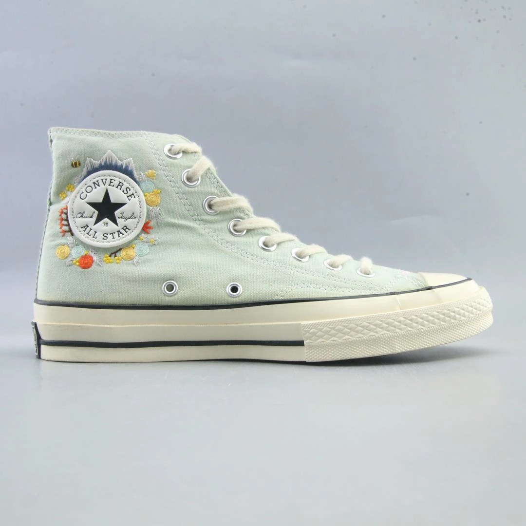 CONVERSE CHUCK TAYLOR ALL STAR 70 HI retro Converse shoe angles