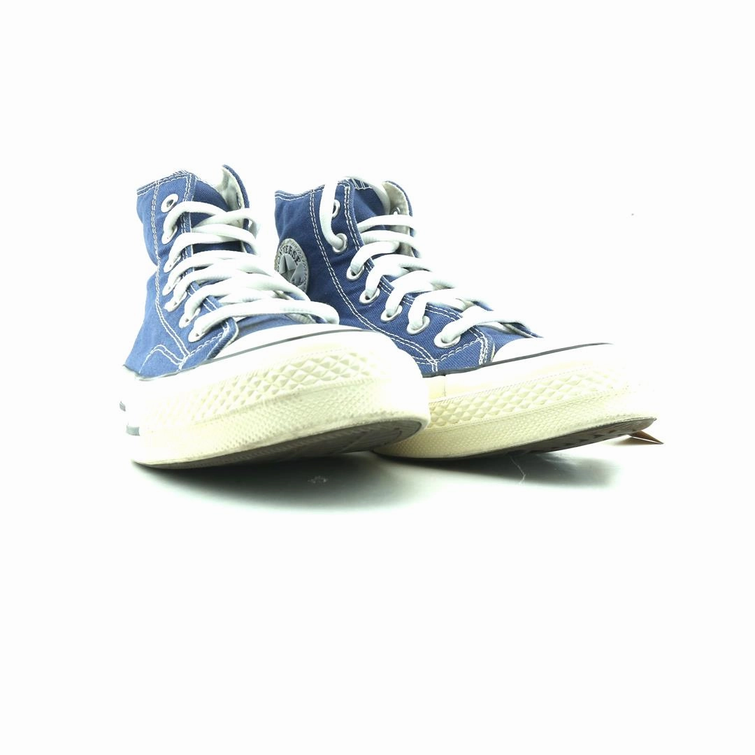 CONVERSE CHUCK TAYLOR ALL STAR 70 HI retro Converse shoe angles