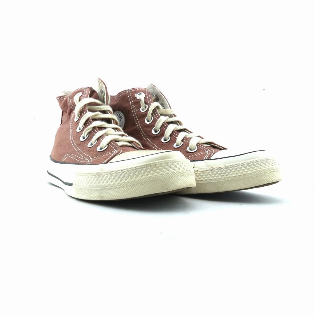 CONVERSE CHUCK TAYLOR ALL STAR 70 HI retro Converse shoe angles