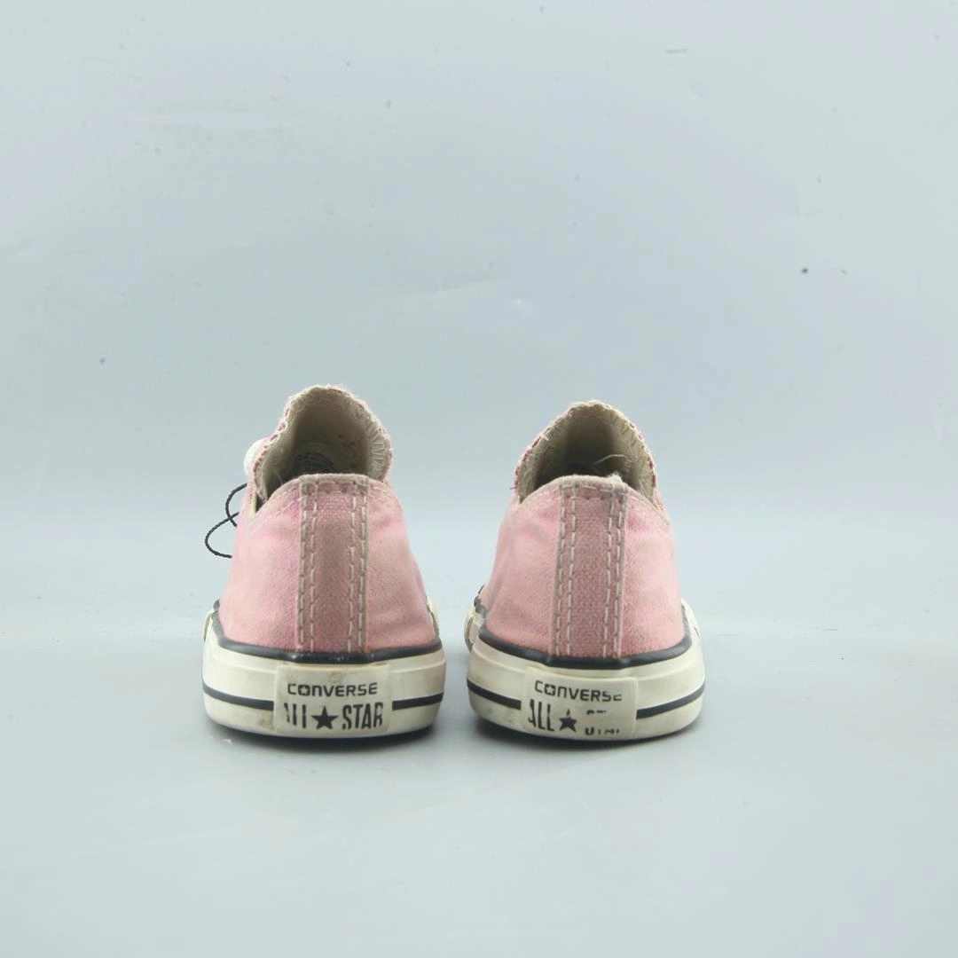 CONVERSE CHUCK TAYLOR ALL STAR CANVAS classic Converse sneaker shots