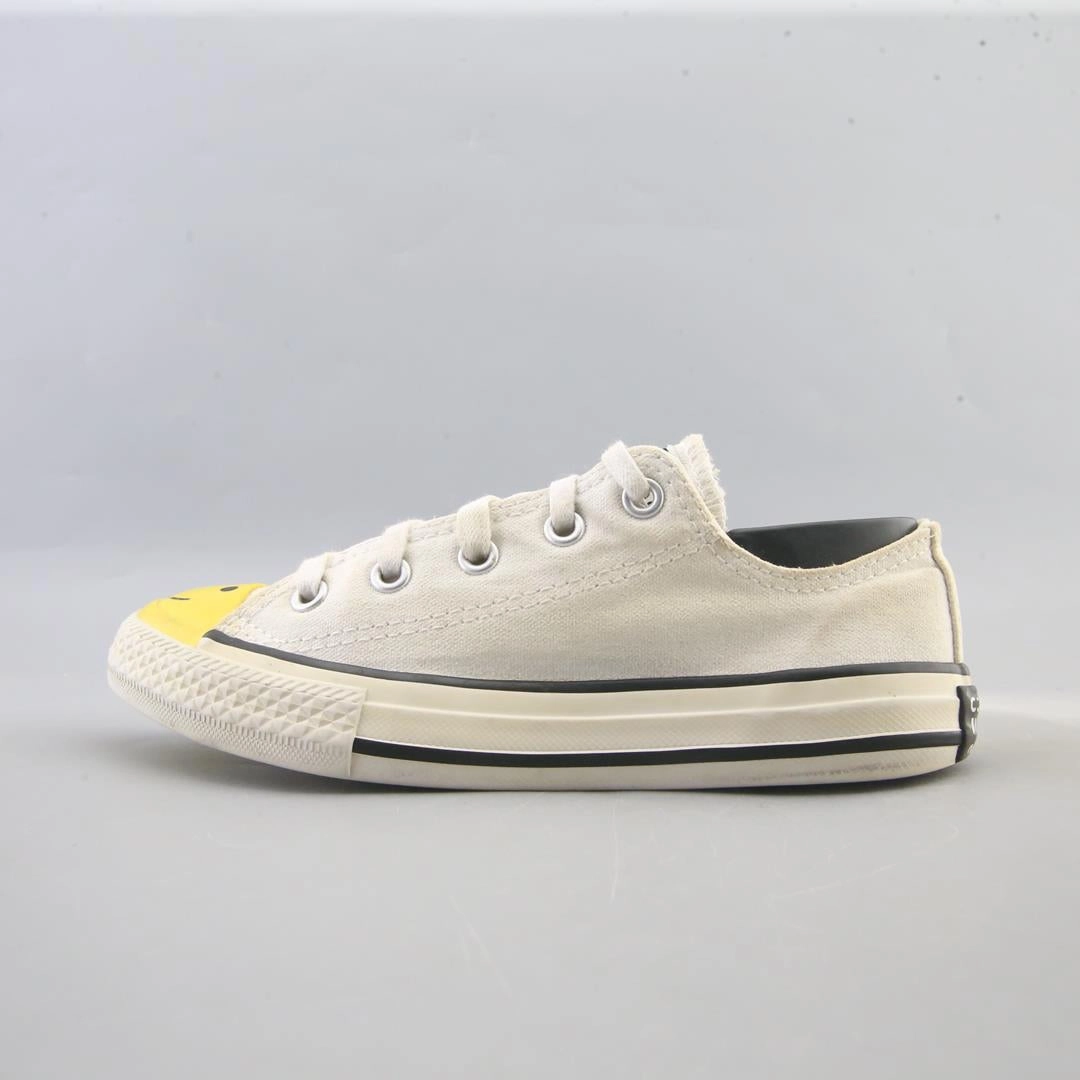 CONVERSE CHUCK TAYLOR ALL STAR CANVAS Converse retro sneaker designs