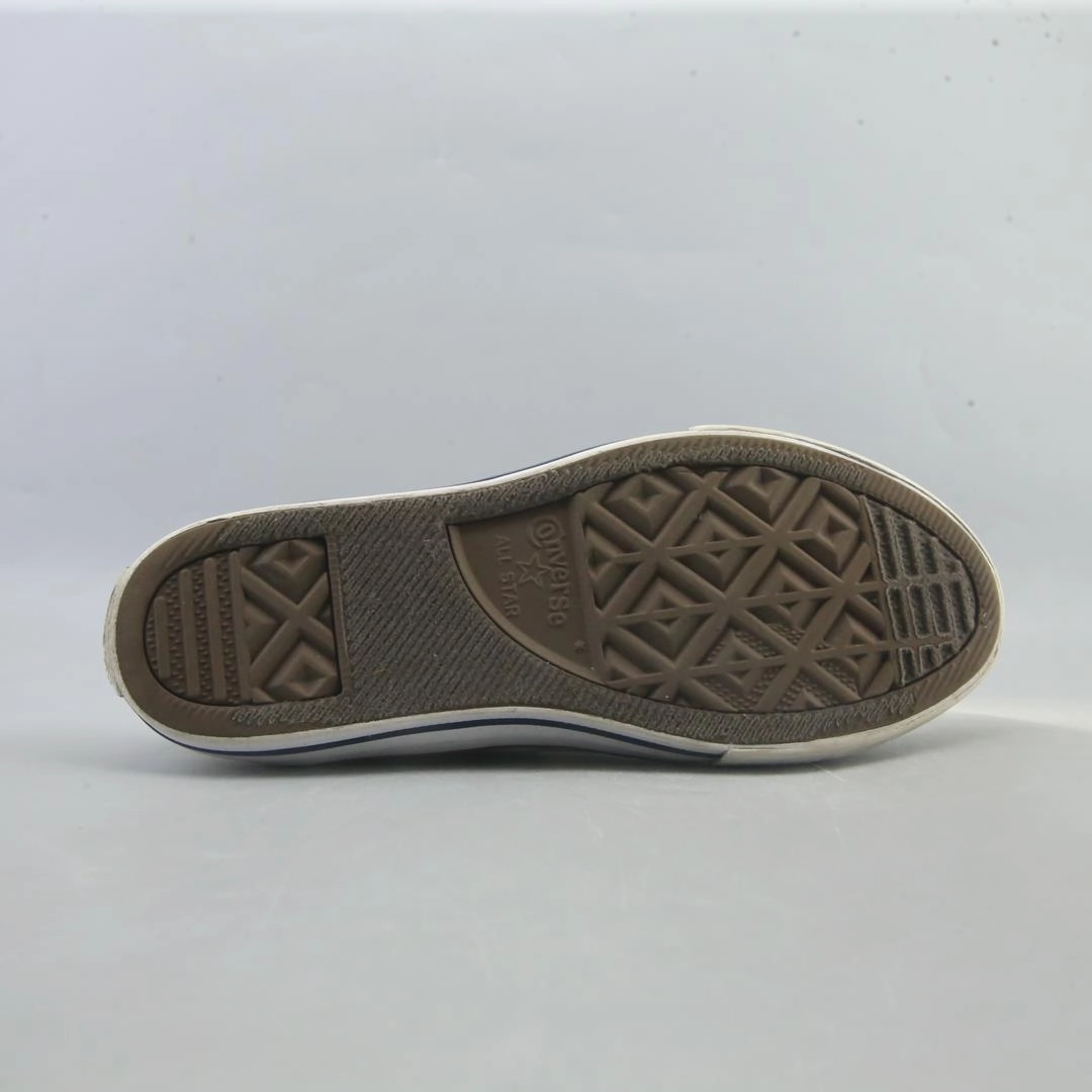 CONVERSE CHUCK TAYLOR ALL STAR CANVAS vintage Converse footwear looks