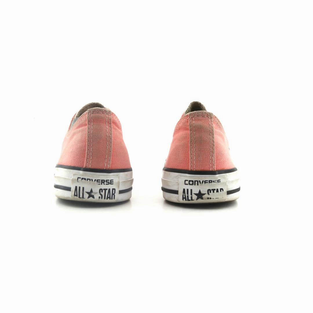 CONVERSE CHUCK TAYLOR ALL STAR CANVAS vintage Converse footwear looks