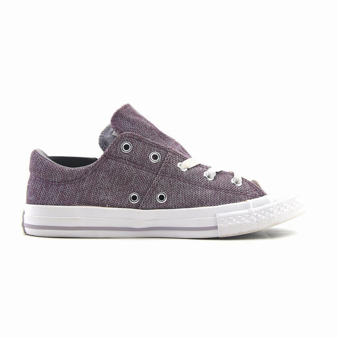 CONVERSE CHUCK TAYLOR ALL STAR CANVAS vintage Converse footwear looks
