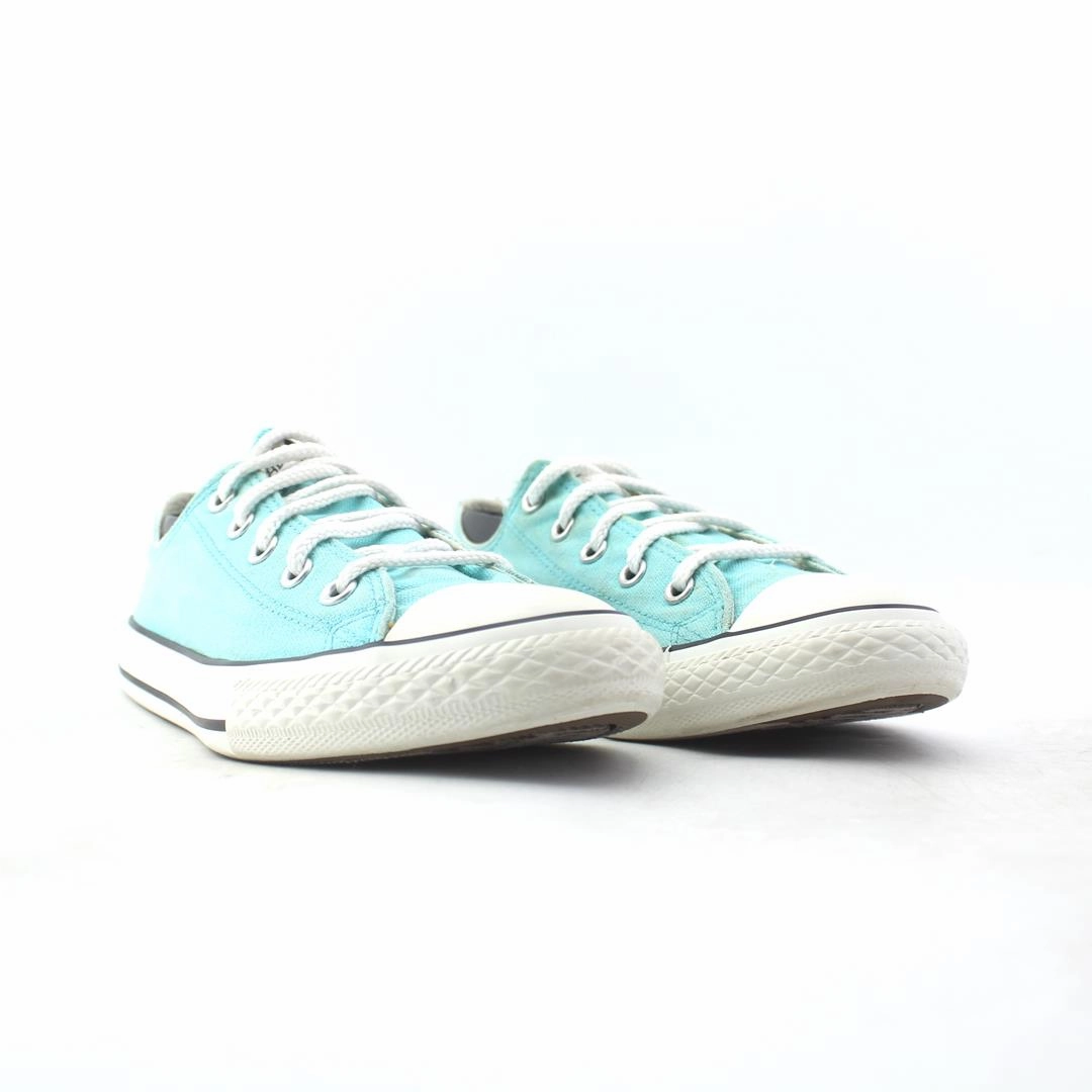 CONVERSE CHUCK TAYLOR ALL STAR CANVAS vintage Converse footwear looks